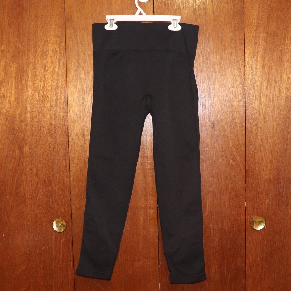 Black Scrunch Leggings